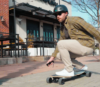 How to ride an Electric Skateboard without falling!