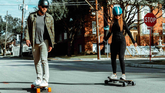 High Performance Electric Skateboard with Removable Batteries 