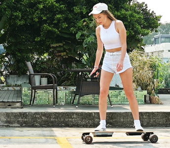 Best high performance electric skateboard with 2 removable batteries