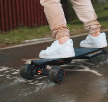 Long range waterproof LED electric skateboard